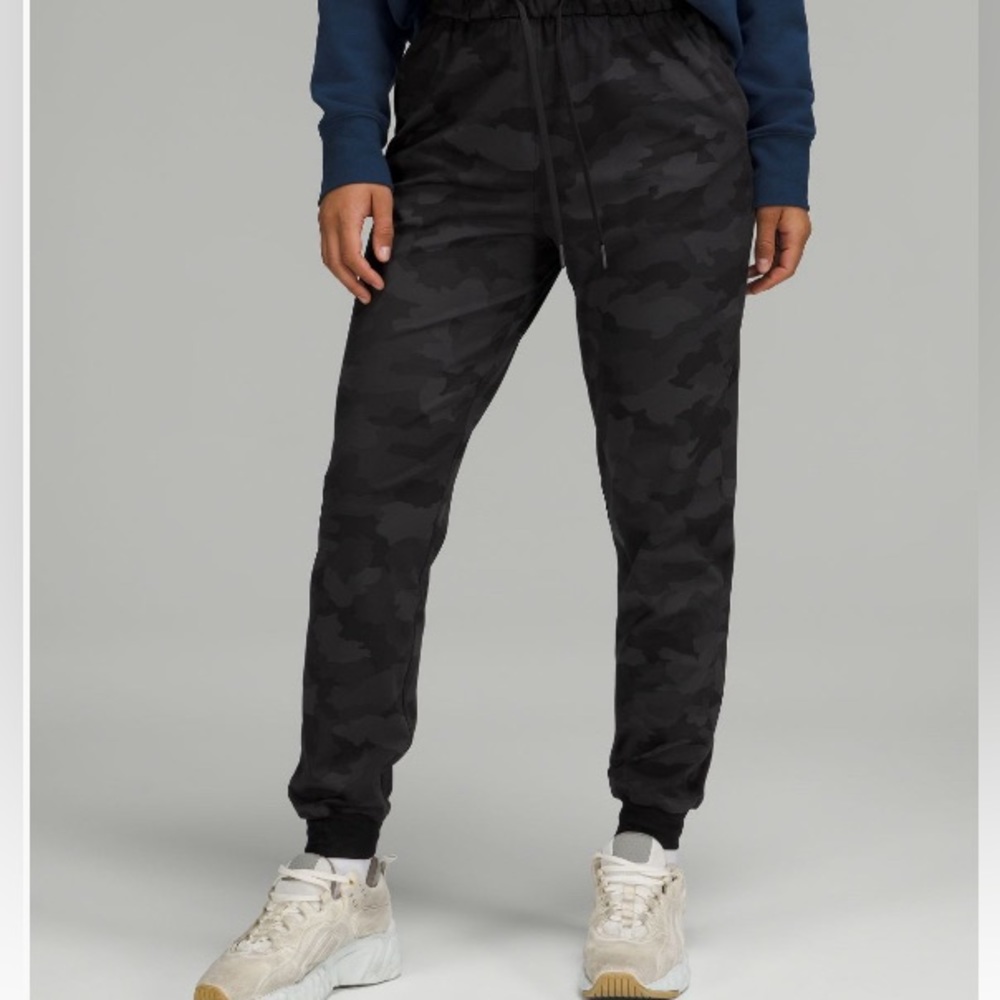 Stretch High-Rise Jogger
*Full Length